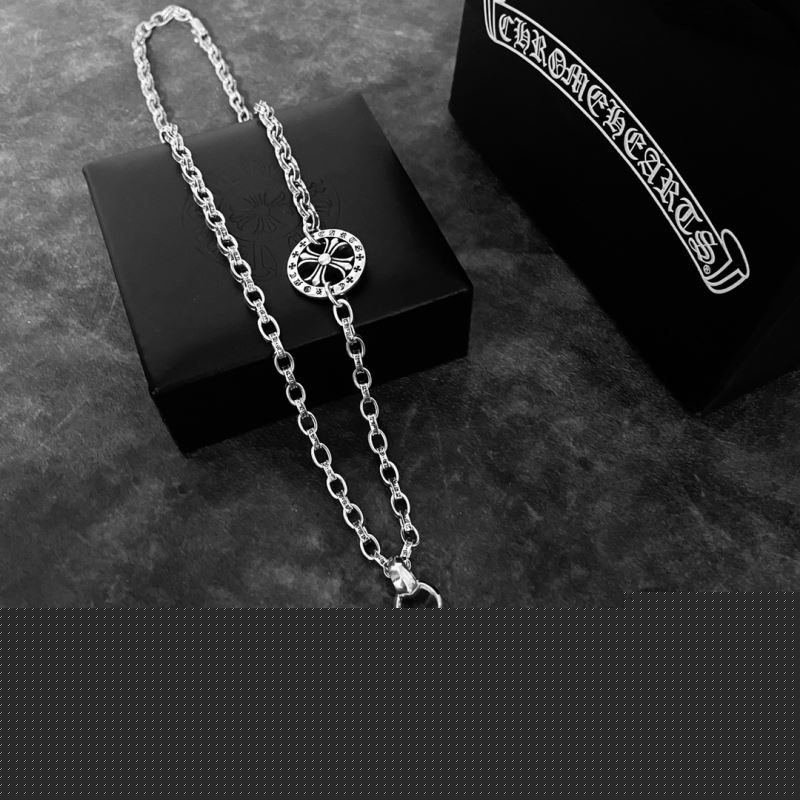 Ch**me He**ts necklaces